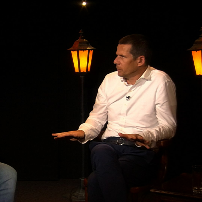 Obrázek epizody .pod lampou so Štefanom Hamranom: Policajný prevrat?