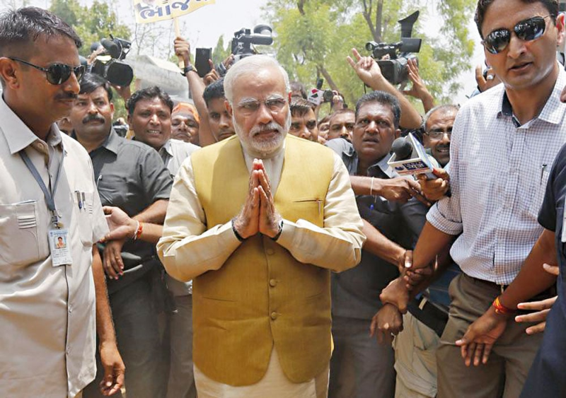 Obrázek epizody Překvapivé výsledky největších voleb na světě: Indický autoritář Módí ztrácí podporu