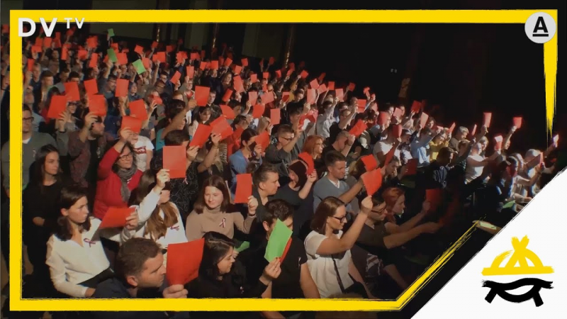 Obrázek epizody Urza v Sametovém speciálu DVTV