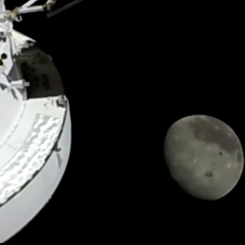 Obrázek epizody Blíž k Měsíci, nejdál od Země. Artemis II je největší událostí v kosmonautice za poslední dekády