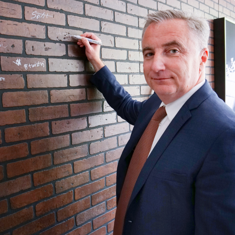 Obrázek epizody PODCAST#4 PETR HORA - Biohacking a zdraví na míru. Mikrobiom, genom a AI ve zdravotnictví