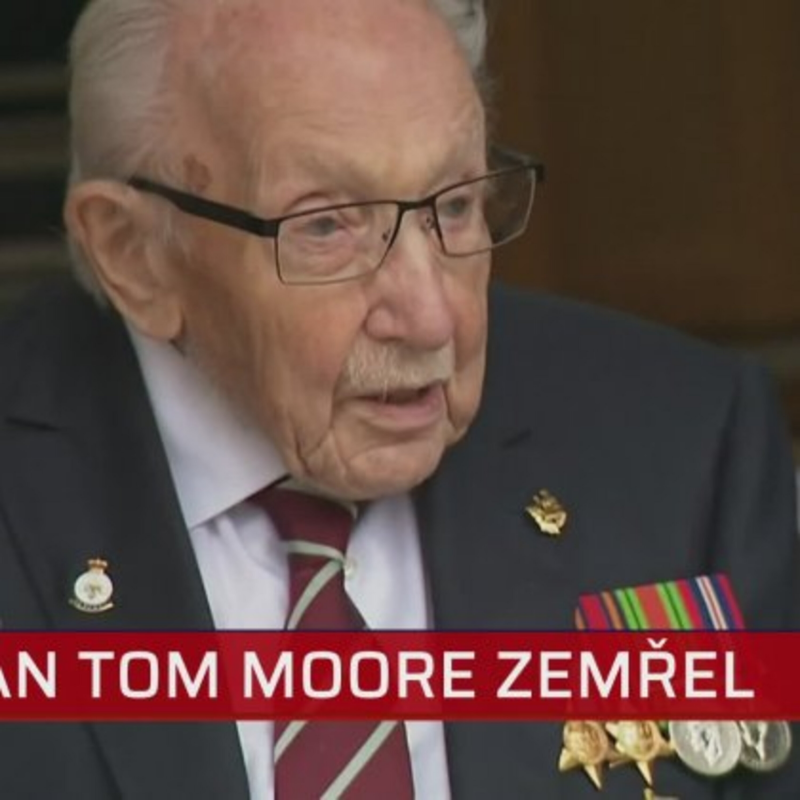 Obrázek epizody Zemřel kapitán sir Tom Moore