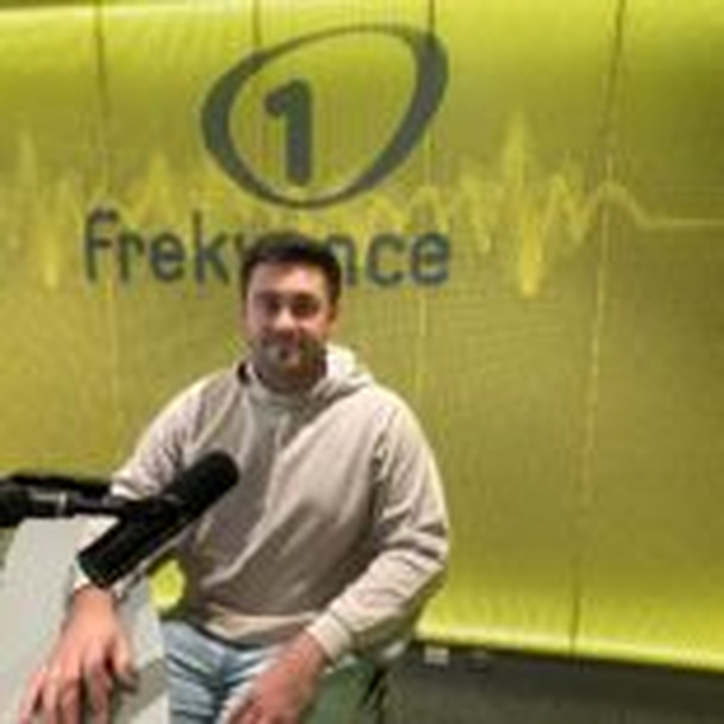 Obrázek epizody Peter Chalupiansky: Cílem je rozsvítit 37 tisíc míst jako loni