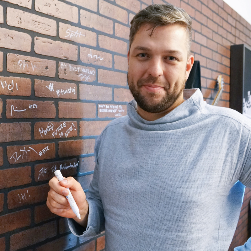 Obrázek epizody PODCAST #10 PETR LUDWIG - O úspěchu, výzvách, smrti, Japonsku i New Yorku