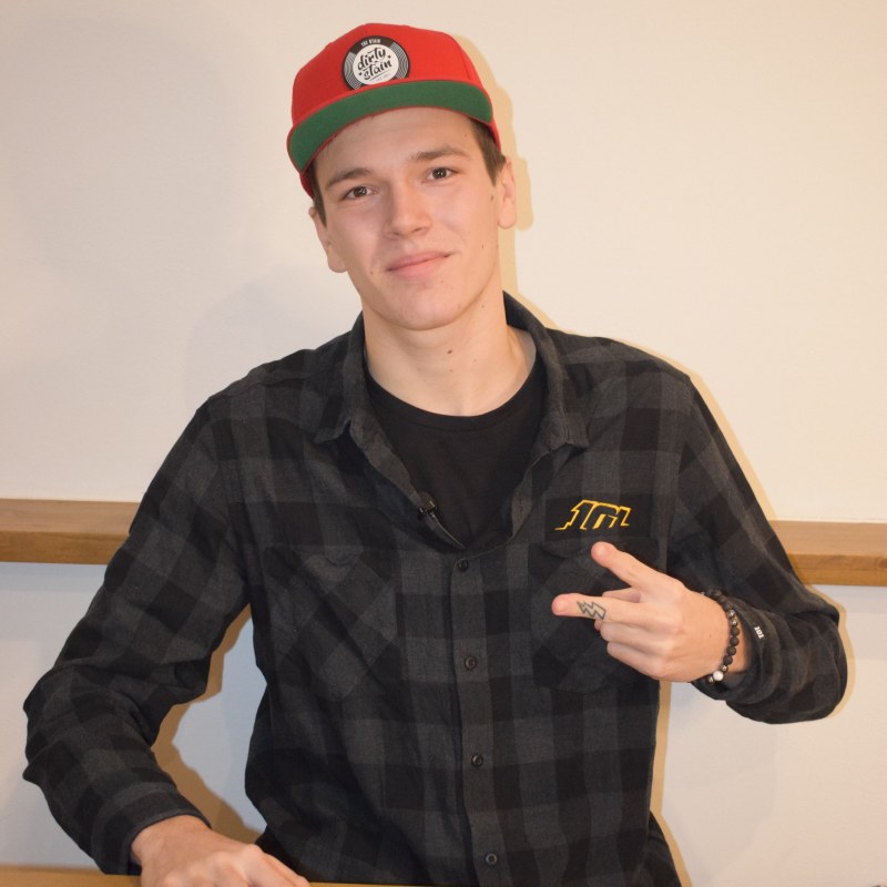 Obrázek epizody Matěj Česák FMX rozhovor