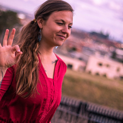 Obrázek epizody #18 TRANSFORMAČNÍ ŽENA - ladění se na kurz ♡