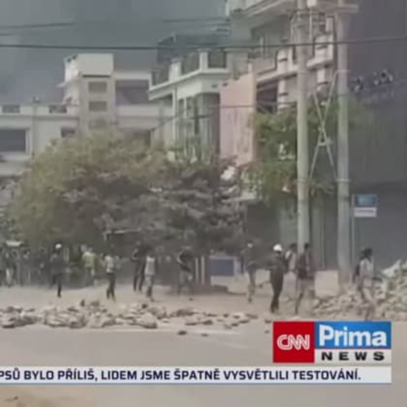 Obrázek epizody Armáda stupňuje násilí