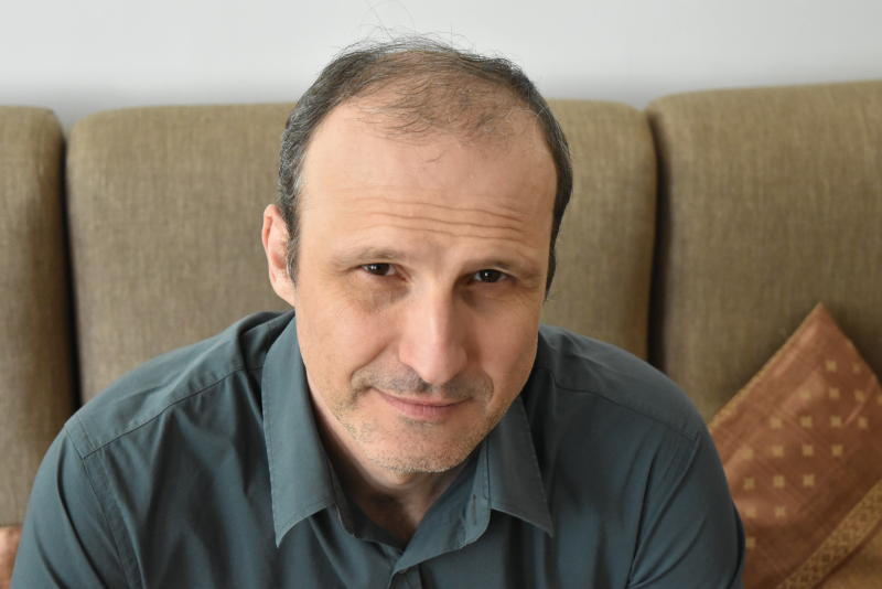 Obrázek epizody Století 21 #47 - Stanislav Slamka - "Prvořadá zodpovědnost za výchovu dětí leží na rodičích a času, který s nimi stráví," radí odborník na výchovu dětí, kaplan křesťanské školy Eliáš.