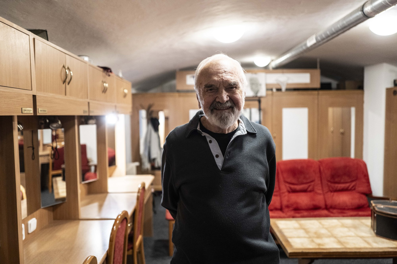 Obrázek epizody Daří se mi výborně. Že stále hraju intenzivně divadlo je zázrak