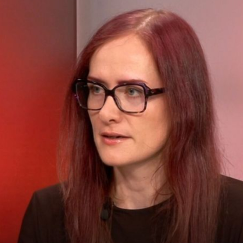 Obrázek epizody Kuloáry | Markéta Gregorová (Piráti): Europoslanci z hnutí ANO chtějí zbrojit, mluví jinak než Babiš | 16. 5. 2025