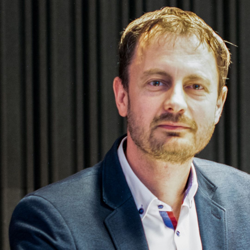 Obrázek epizody Eduard Heger - Prioritou teraz budú efektívne investície