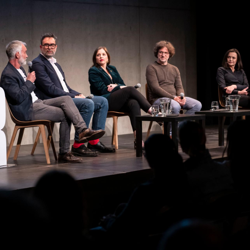 Obrázek epizody Respektování - proč se občanská společnost bouří proti vládě