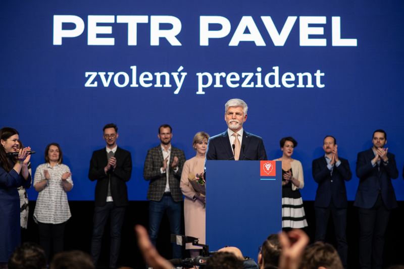 Obrázek epizody Prezident Pavel porazil Babiše o parník. Éra Klause a Zemana je u konce