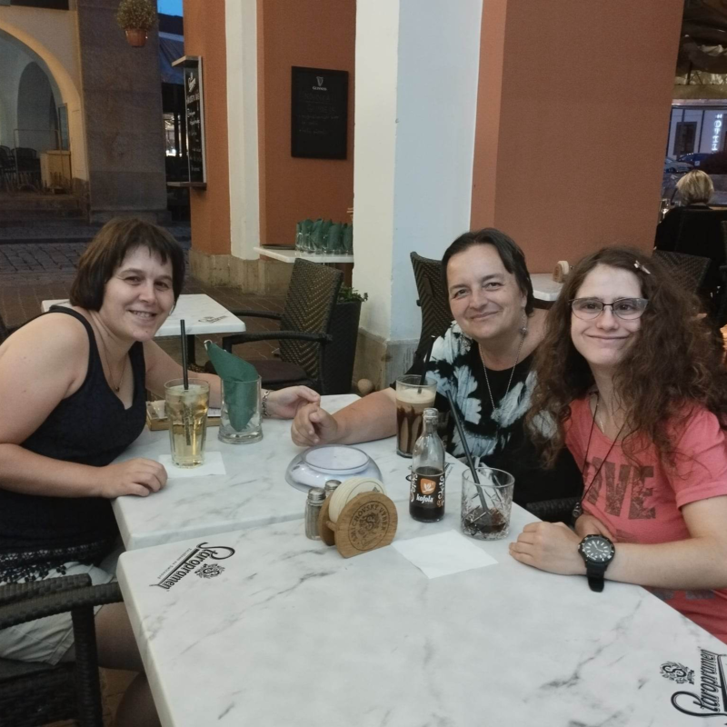 Obrázek epizody 10 - Děti jako dar aneb pěstounství jako cesta k sobě se spisovatelkou Hanou Brodníčkovou