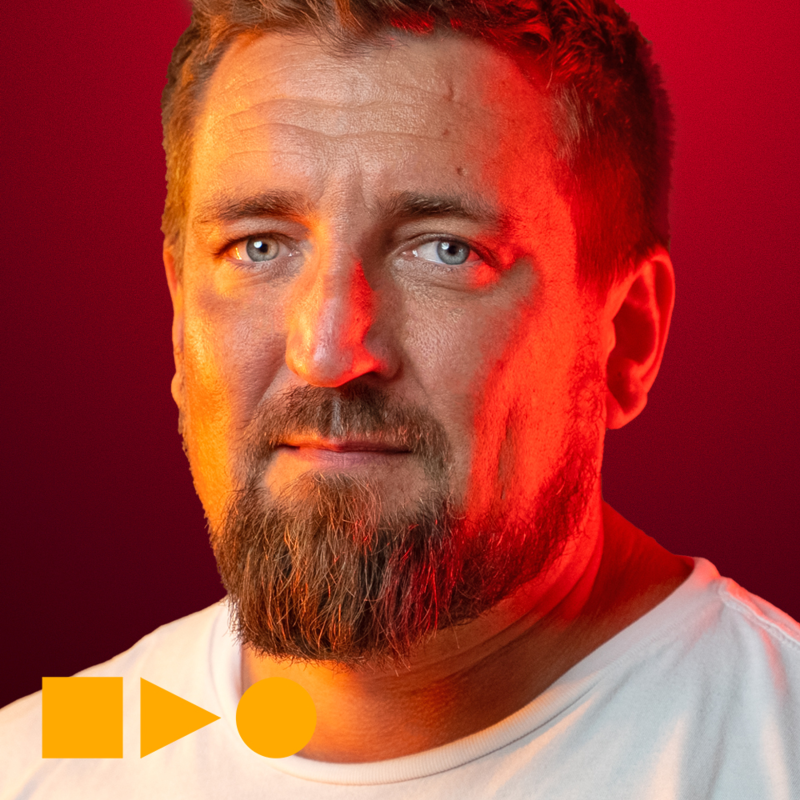 Obrázek epizody Lukáš Farský: Vypil jsem tři lahve vodky denně. Závislost na alkoholu nikdy úplně nevyléčíte