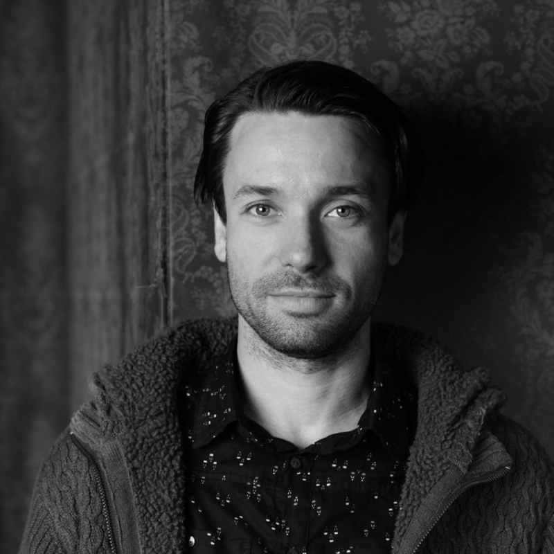 Obrázek epizody Václav Neužil: Krizi středního věku beru jako inspiraci pro další role