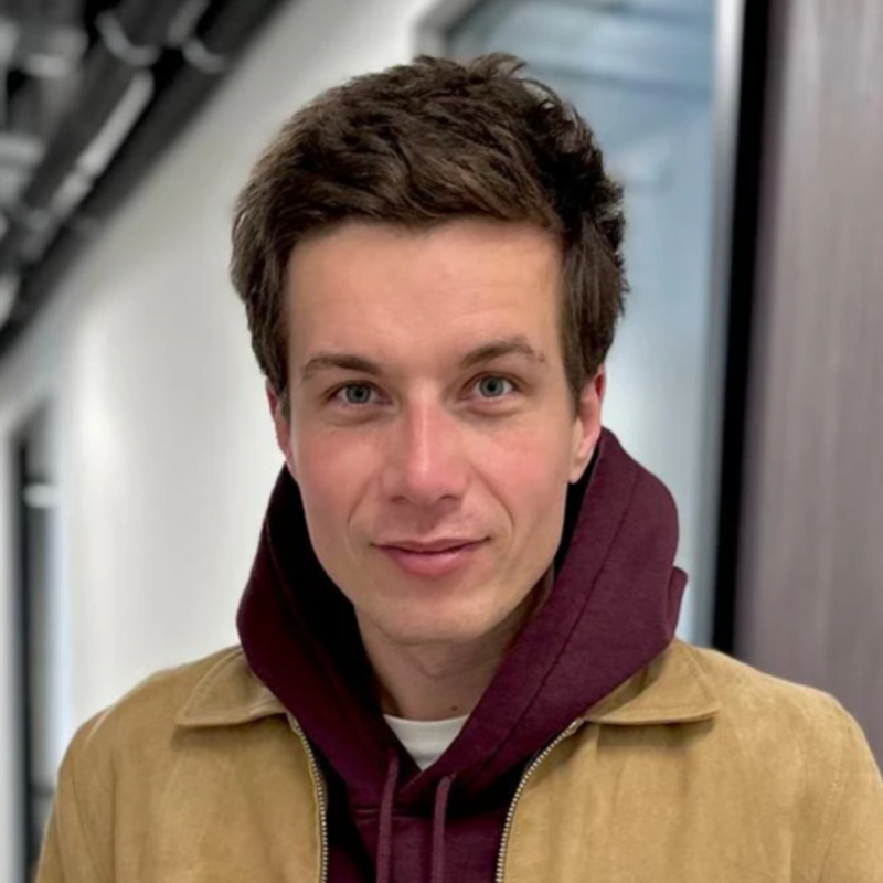 Obrázek epizody Herec Daniel Krejčík: V životě nechci být kretén. Pohřební služba mě naučila vážit si každého dne