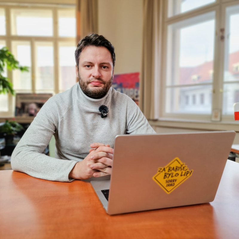 Obrázek epizody Obrovská tragédie. Dalo se jí zabránit? Budu chtít odpovědi na otázky. Čau Praho #63