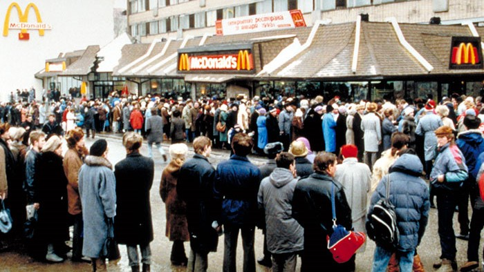 Obrázek epizody 31. ledna: Den, kdy se otevíral první McDonald's v někdejším Sovětském svazu
