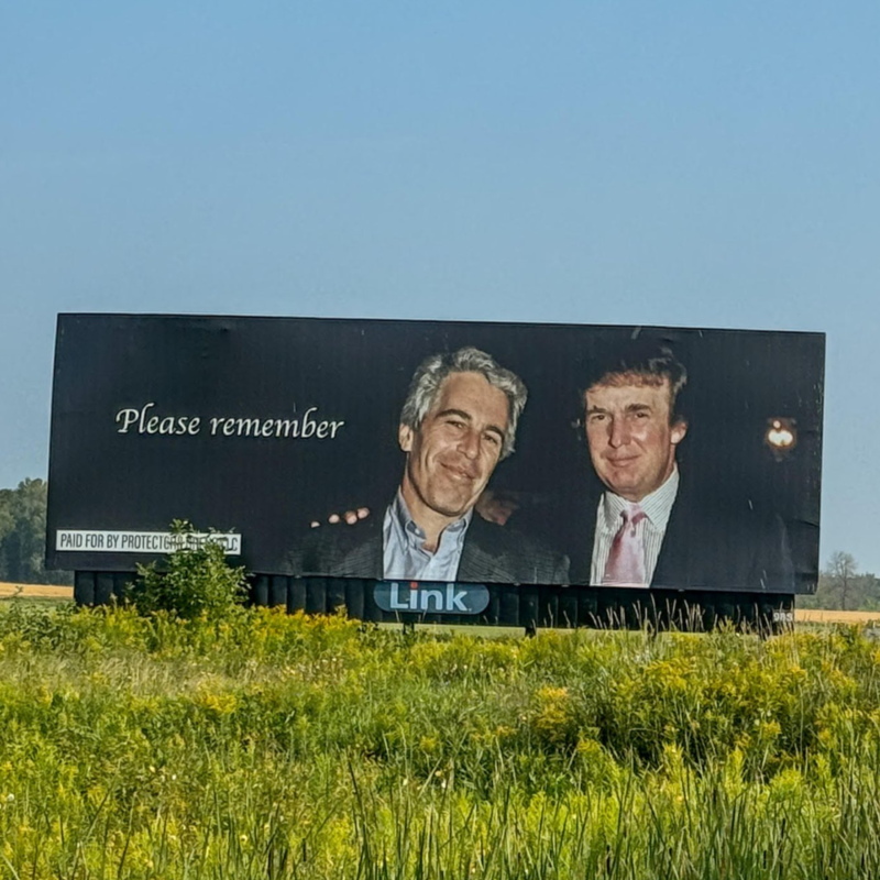 Obrázek epizody Trump ztrácí kontrolu a nervy. Jak kauza Jeffreyho Epsteina odhalila podstatu MAGA hnutí