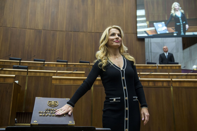 Obrázek epizody Ficova ministryně chce zkrotit veřejnoprávní média. Jsou první na řadě