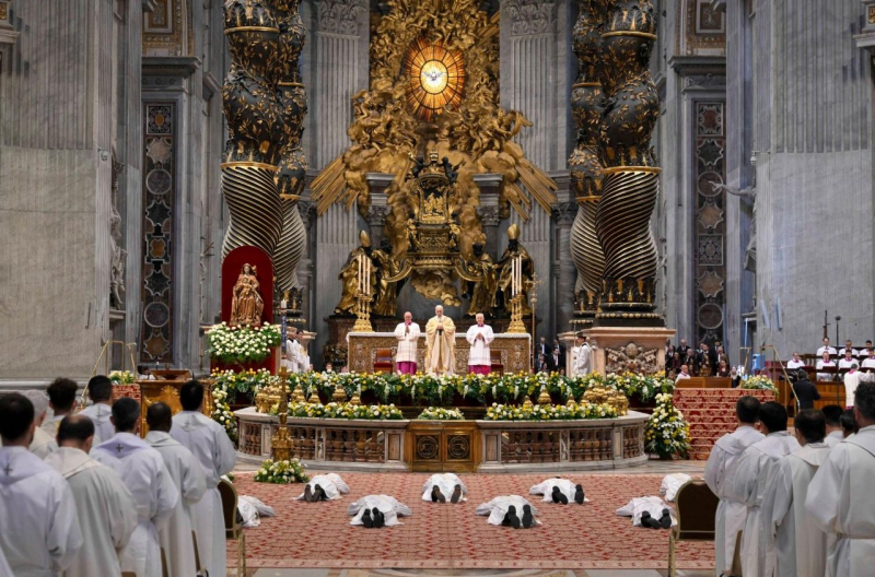 Obrázek epizody Homilie papeže Lva XIV. při mši s kněžskými svěceními