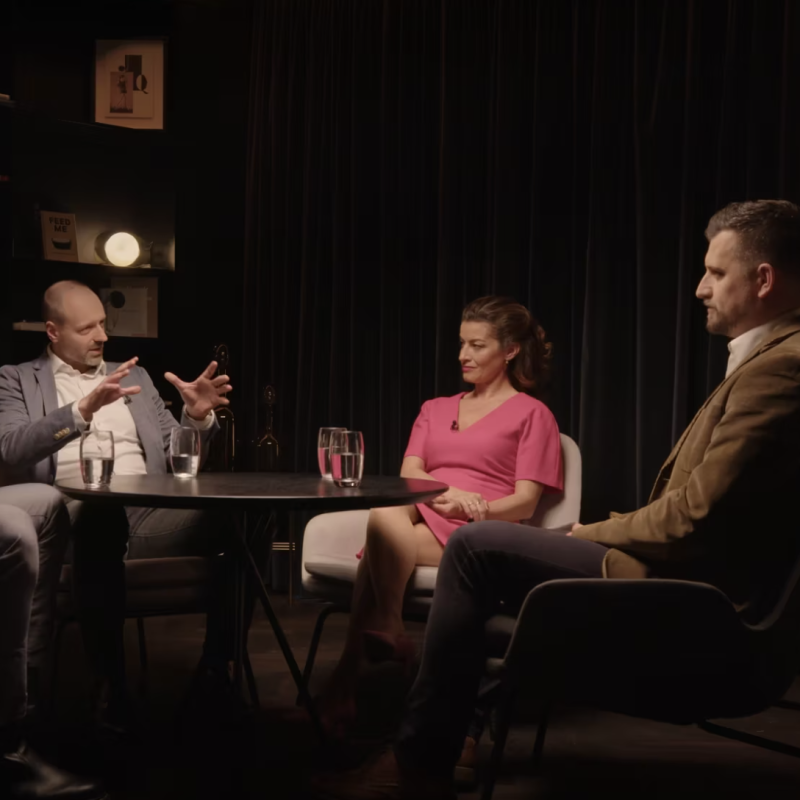 Obrázek epizody Nové byty prodražují povolovací procesy a stavební práce. Poptávka po kvalitních adresách neupadá.