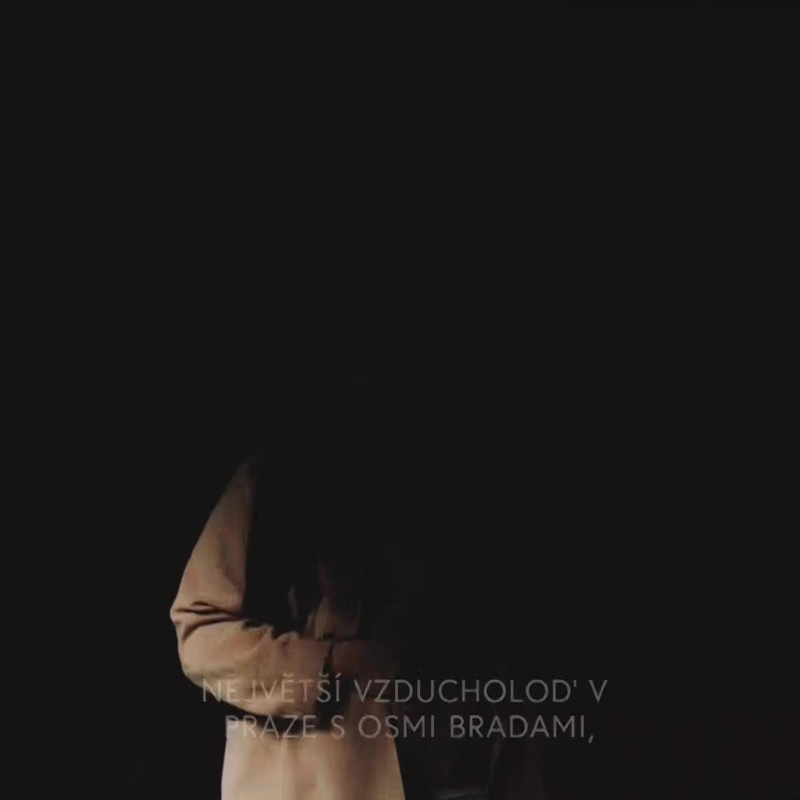 Obrázek epizody Ewa Farna v novém videoklipu oslavuje ženské tělo (zdroj: CNN Prima NEWS)