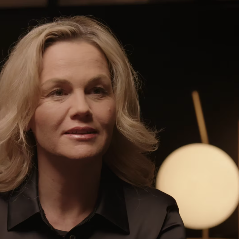 Obrázek epizody Jitka Haubová: Banky mají povinnost měřit uhlíkovou stopu dodavatelů i klientů. ESG je nepopulární, ale nutné.