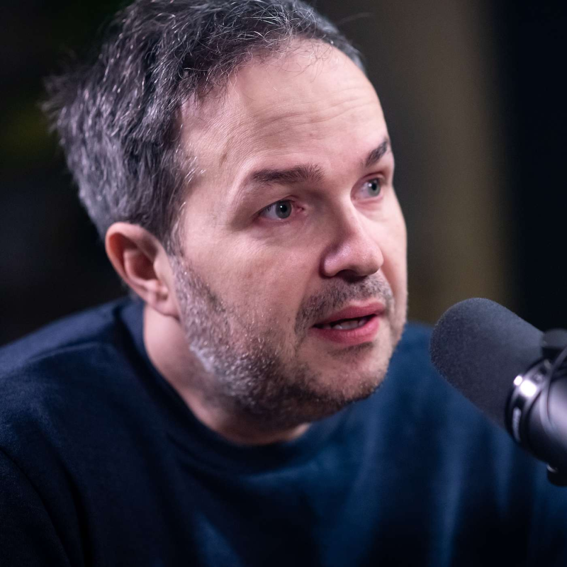 Obrázek epizody Pierre Beneš ~ Jak šéf rádií Seznamu napsal svou první knihu