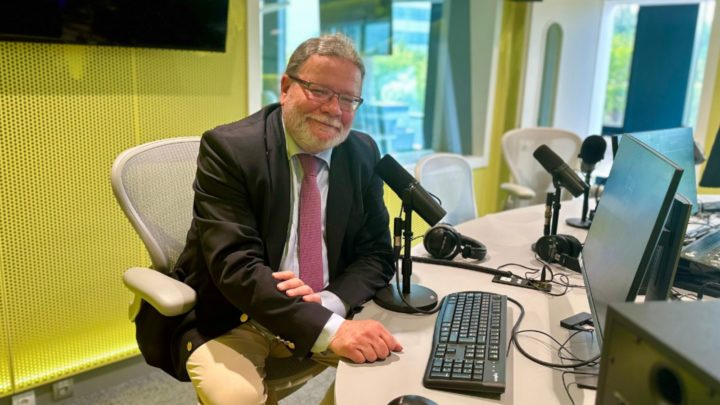 Obrázek epizody Alexandr Vondra: Rád bych v Europarlamentu dokončil práci, kterou jsem začal