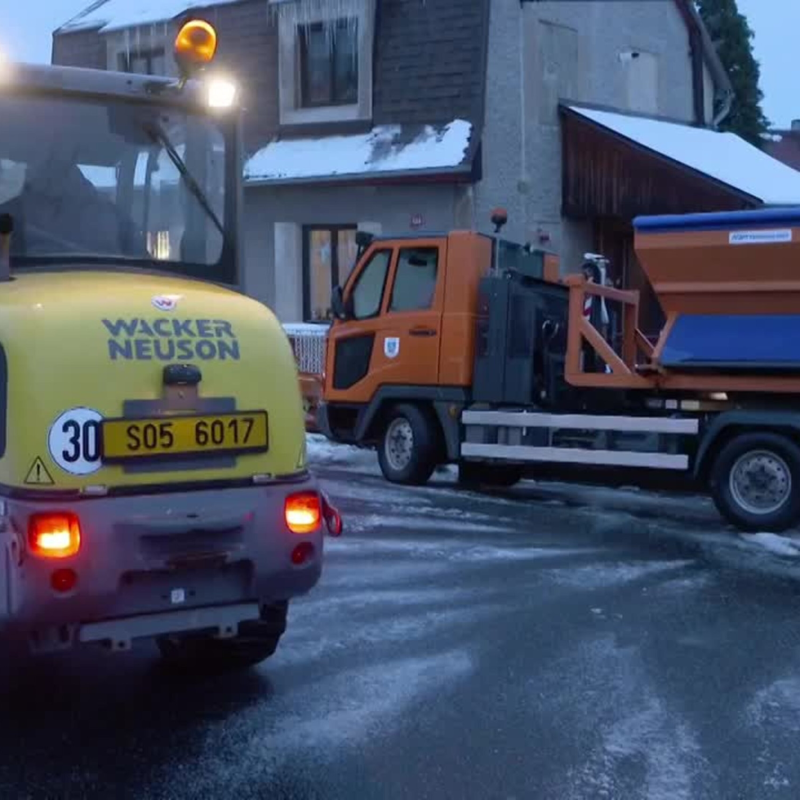 Obrázek epizody HLAVNÍ ZPRÁVY (1221)