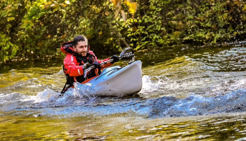 Obrázek epizody Elektrický kajak jsem vymyslel u sebe v garáži, na klasický mi chyběla fyzička, říká Lukáš Mogrovics