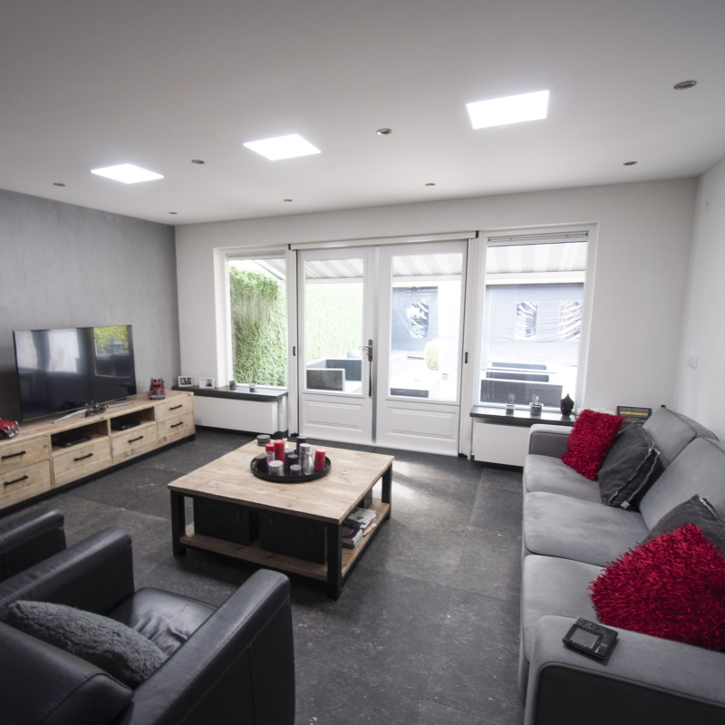 Obrázek epizody 💡 Denní světlo jako lék. Proč ho doma i v kanceláři potřebujeme a jak ho pustit dovnitř?