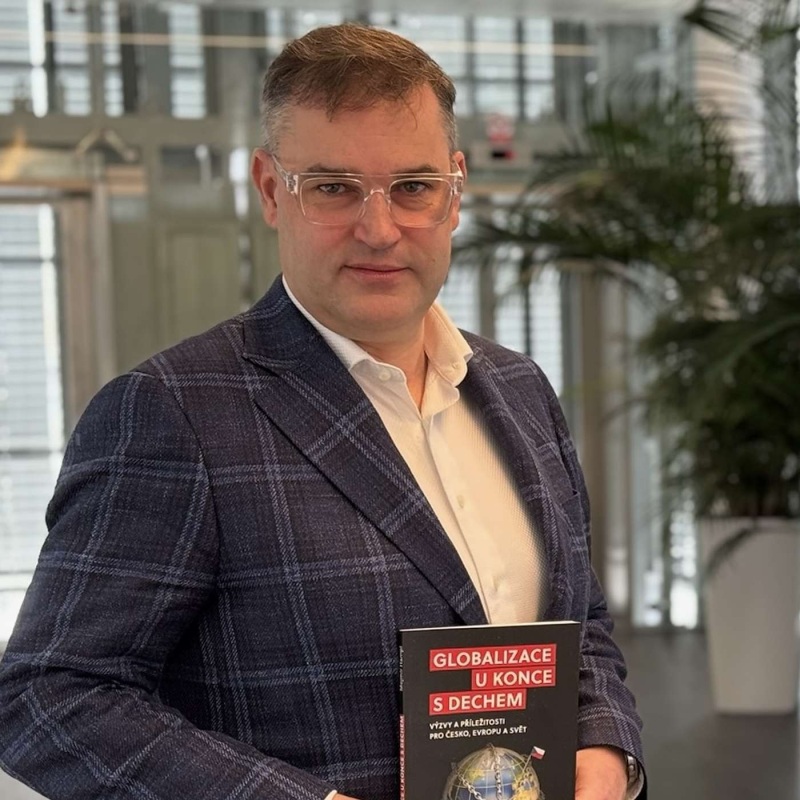 Obrázek epizody Analýza Mojmíra Hampla: Globalizace, jak ji známe, skončila