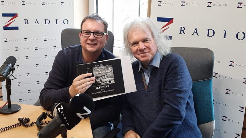 Obrázek epizody Jeseníky miluju od severu na jih. Najdete tu něco, co se málokde vidí. Musíte ale chodit pěšky, radí spisovatel a fotograf Ivan Fíla