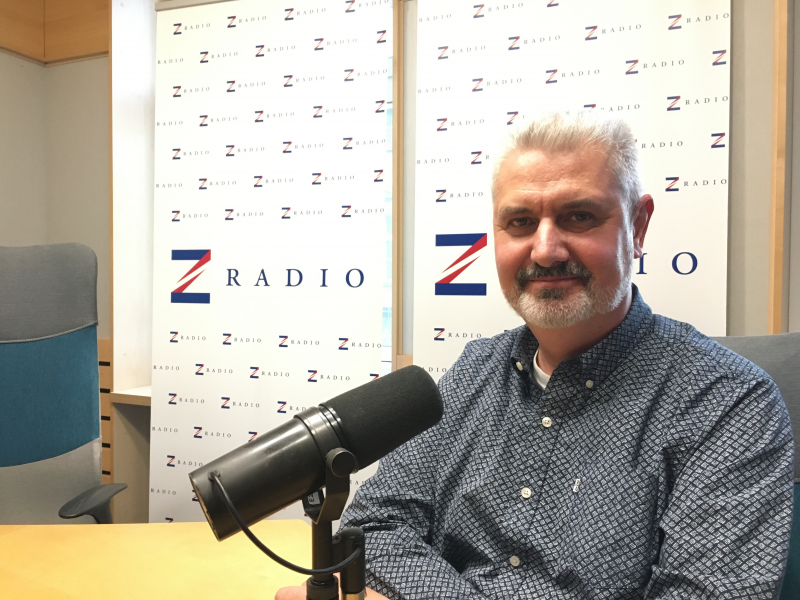 Odborník na kybernetickou bezpečnost Samek: Stát si musí uvědomit, že kritickou infrastrukturou je zdravotnictví jako celek