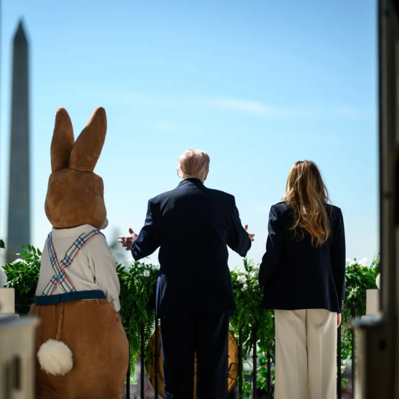 Obrázek epizody Prezidentsví mezi reality show a Batmanem. Jak se z nás stali učedníci Donalda Trumpa