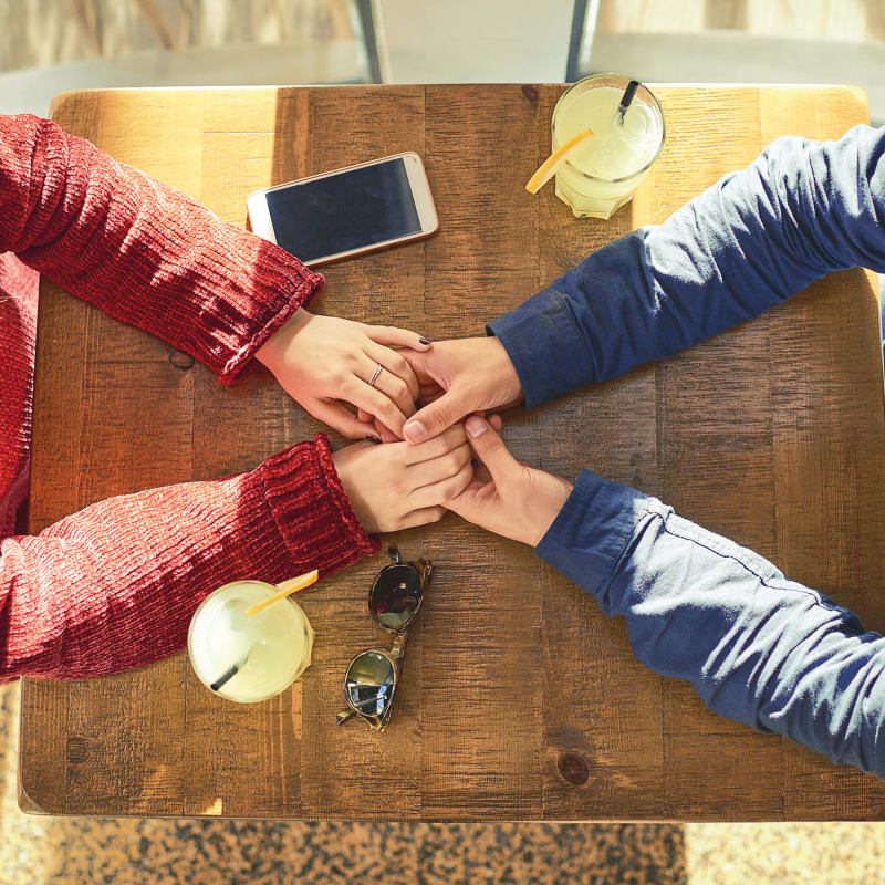 Obrázek epizody Nemůžu vlastnit barák, tak aspoň ženu. Co nám říká nový průzkum o postojích mladých mužů?