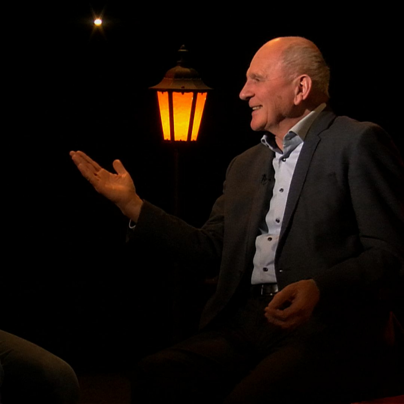 Obrázek epizody .pod lampou: Medzi Jánom Pavlom a Františkom