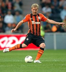 Obrázek epizody Jeden z nejstarších hráčů v české lize Tomáš Hübschman má stále dost paliva do života. V podcastu EVOlucionáři v režii Míry Hejdy se také dozvíte co si odnesl z desetiletého angažmá v ukrajinském velkoklubu Šachta Doněck.