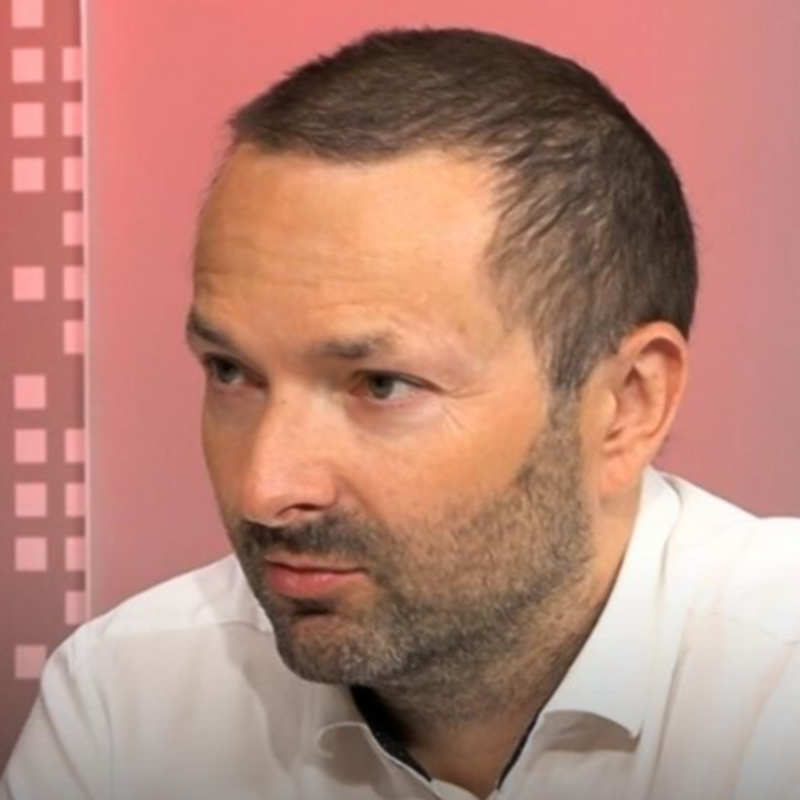 Obrázek epizody Miroslav Krejčí (AUTO): Krejčí: Školství potřebujeme radikální změnu, Cermat už postrádá smysl | 14. 7. 2025