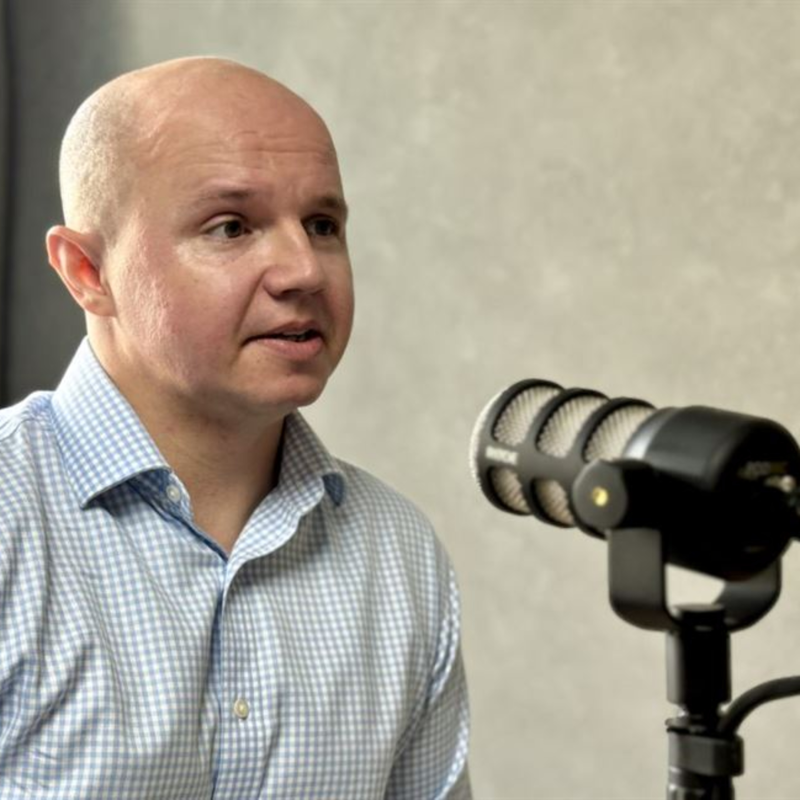 Obrázek epizody #97 Hledat právní rady u AI je jako určit si nemoc podle příznaků z Googlu, říká expert z D.A.S.