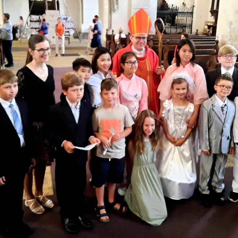 Obrázek epizody První přijímání a biřmování (Těla a Krve Páně)