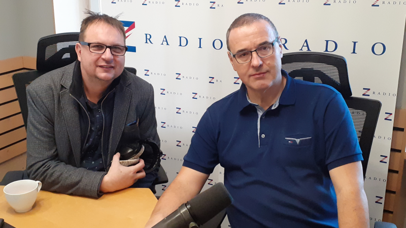 Obrázek epizody Cítil jsem, že se Havel na konec v prezidentském úřadu těší, vzpomíná bývalý šéf protokolu Miroslav Sklenář