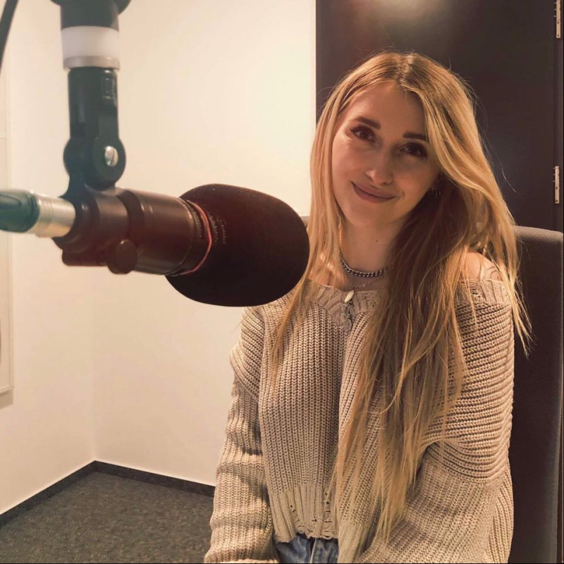 Obrázek epizody SHARLOTA HOSTEM U ROMANA BLINKY V CHILLU NA SPINU