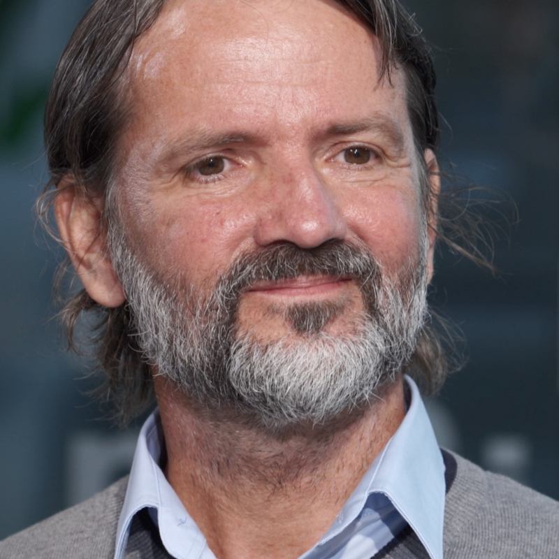 Obrázek epizody Traumata máme často v nevědomí, holotropní dýchání je léčí a zesiluje emoce. Pořád se za něčím honíme, není čas zastavit, říká Hrabánek