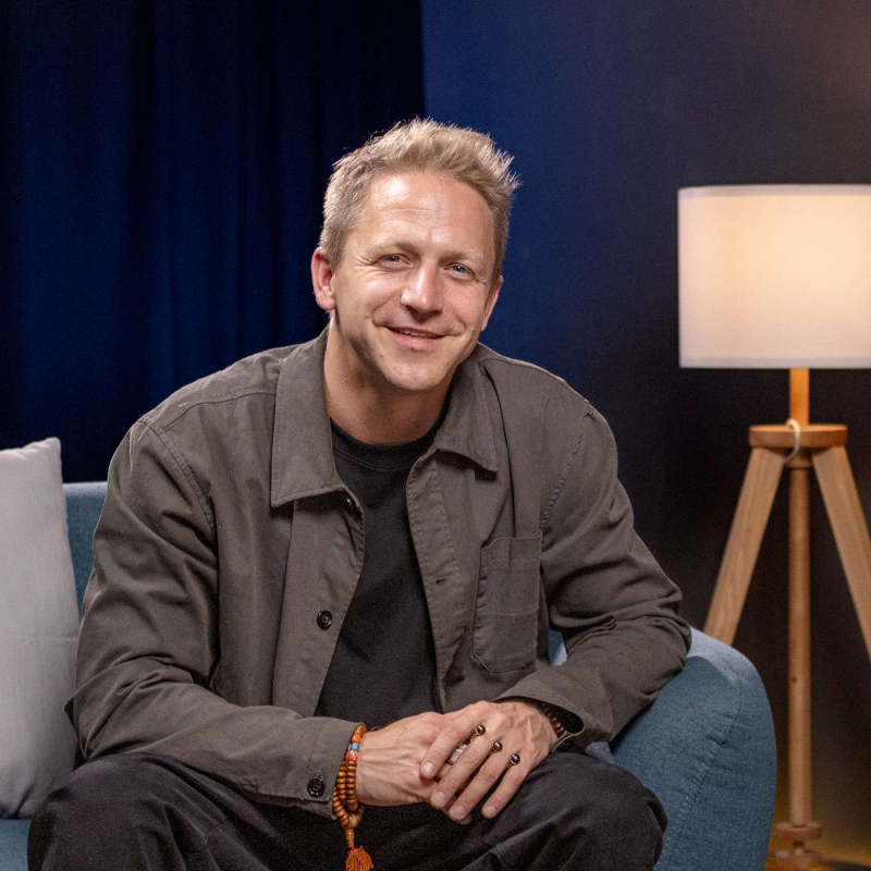 Obrázek epizody Tomáš Klus otevřeně o rodinných tragédiích, dětech a manželce