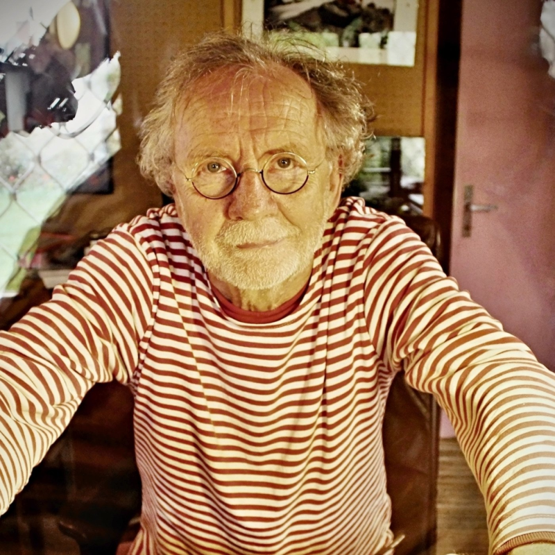 Obrázek epizody Inspirativní rozhovor - Michal Vích, hudební skladatel. Pražská 5, Kouř, Cesta z města, Opera La Serra, Povísně