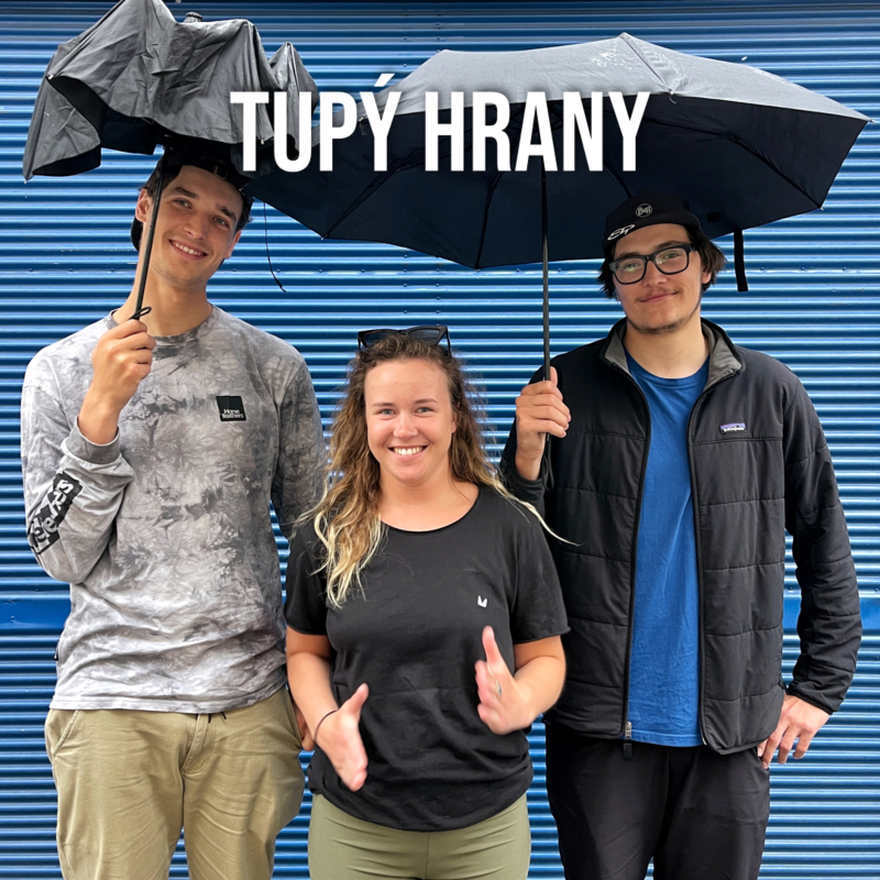 Obrázek epizody Téra Korábová: Chci udělat vlastní holčičí film, freeskiing to potřebuje. / Tupý hrany #50